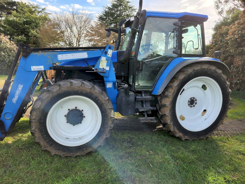New Holland TS 115 Cropping Rims & Tyres