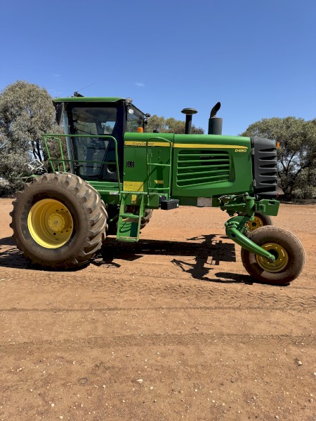 2011 John Deere D450 Windrower