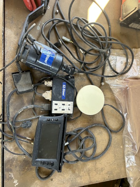 Trimble 500 & Ez Steer & Receiver 