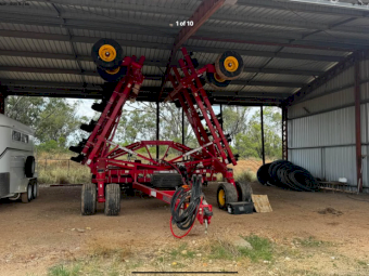 Borgault disk planter, new never used