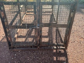 Dog crate for ute