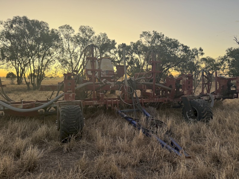 Daybreak Serafin air seeder planter 