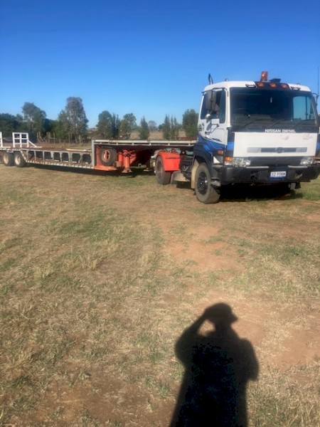 2002 Nissan Diesel