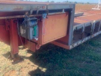 2002 Nissan Diesel