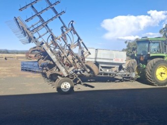 24ft RFM 2000 Air Seeder