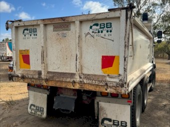 2006 Mack Quantum Tipper