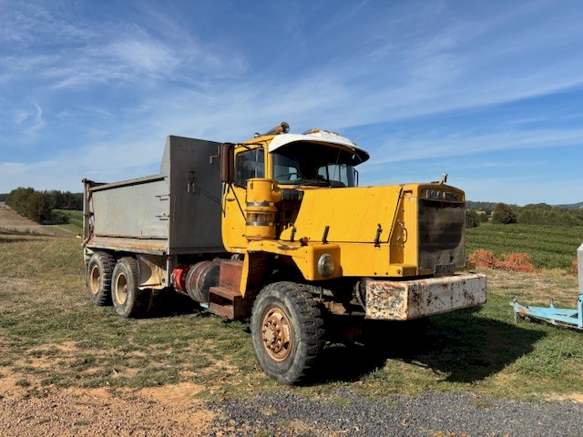 1980 MACK R686 Tip Truck