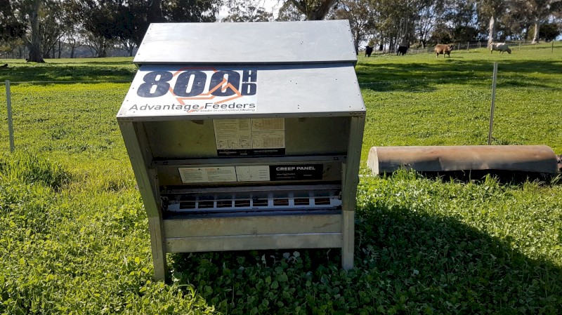 Advantage 800 HD Feeder