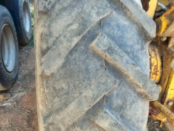 2 x 18.4-34 Tyres n Rims