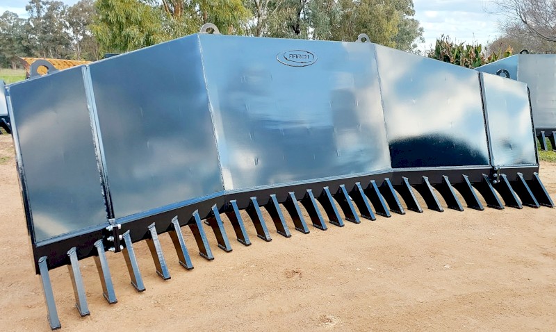 5 Metre stick rakes 