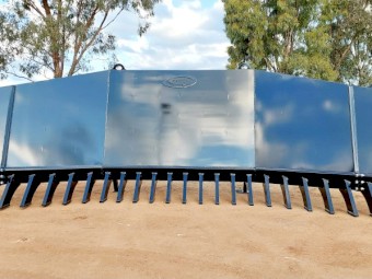 5 Metre stick rakes 