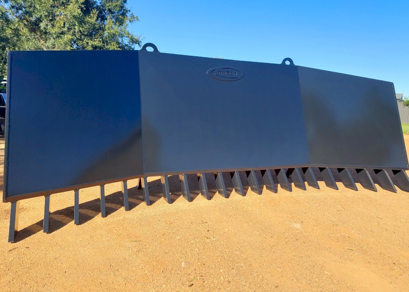 4 Metre stick rakes