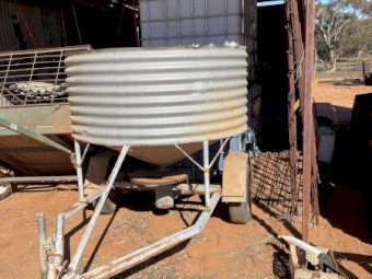 Mobile Sheep Feeder