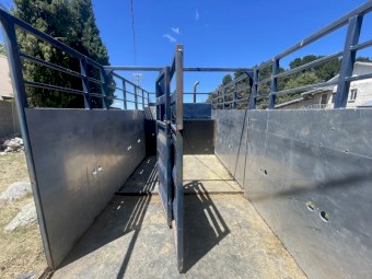 6.4m Horse / Cattle Crate