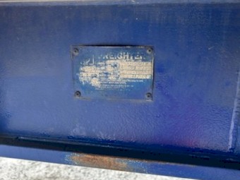 1980 Freighter Curtian Side Trailer