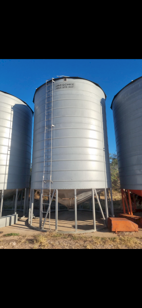 Silos 8 @70T Excellent Condition Must Sell