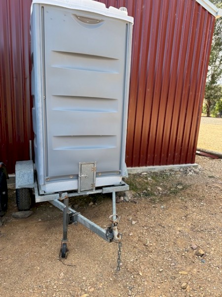 Portable Toilet 