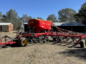 2019 Seed Hawk 30 Series Seeder