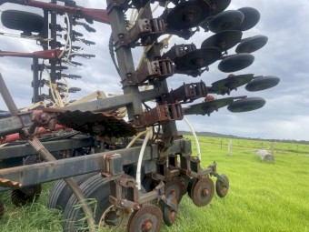 K hart disc seeder