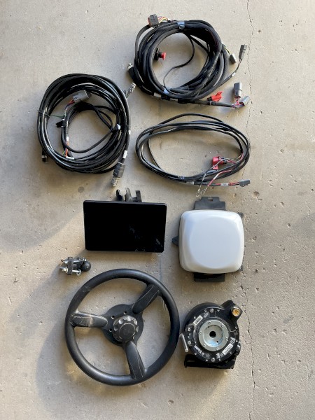 Trimble ez pilot nav900 and 1050 display