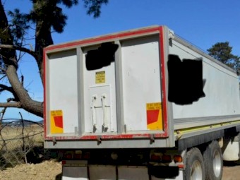2010 Maxitrans 3 axle alloy bin