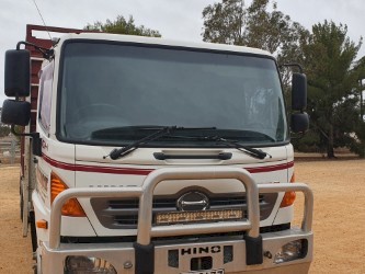 Hino GH 2015 Livestock Truck