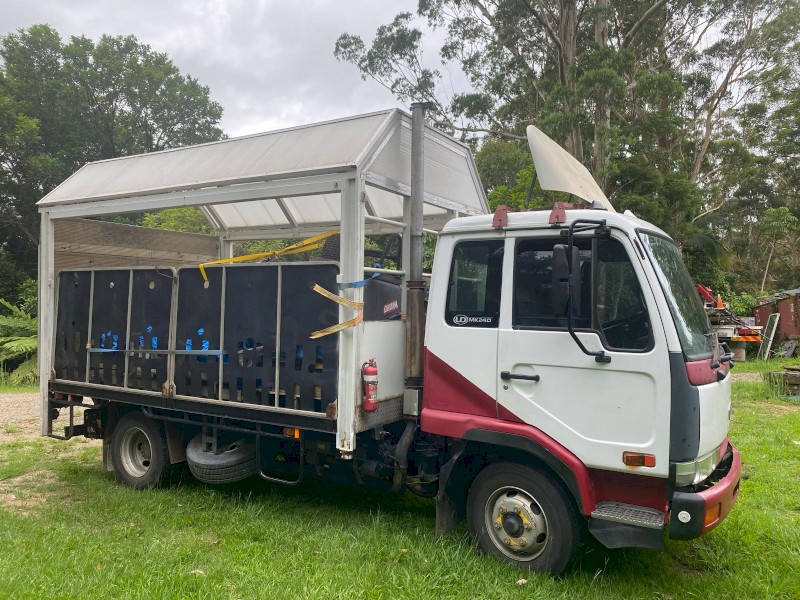 2007 Nissan UD ML240 Truck