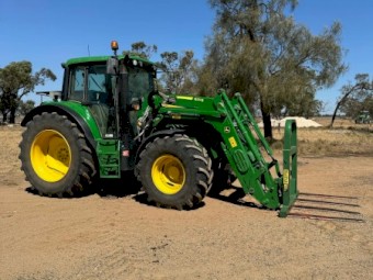2016 John Deere 6115M with 623R Loader