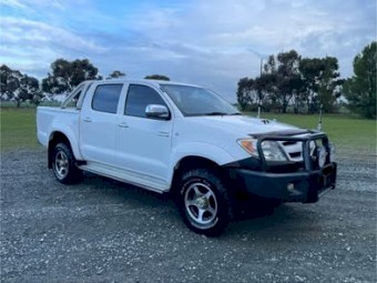 2005 Toyota Hilux SR5