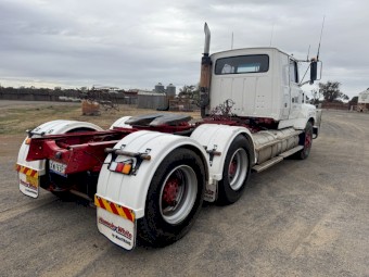 1993 Ford Louisville L9000