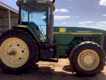 1999 John Deere 8400 Tractor
