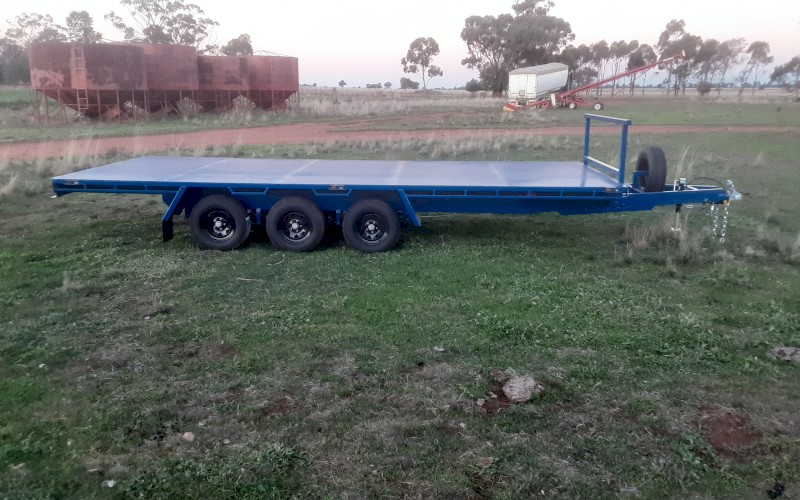 New 4.5-ton flat top trailer 6m x 2.4m 
