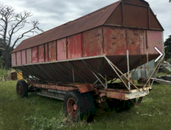 WANTED Old Chaser Bin or Air Cart