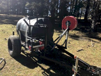 1000 L fire fighting trailer