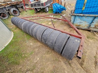Rubber Tyred Roller - 4400mm Wide