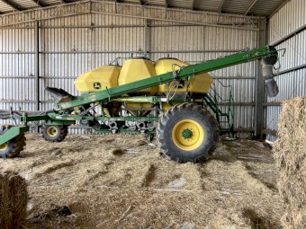 2014 John Deere 1910 250 Bushel Air Cart (8800Ltrs)