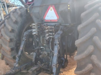 1995 Case IH Magnum 7240 Tractor