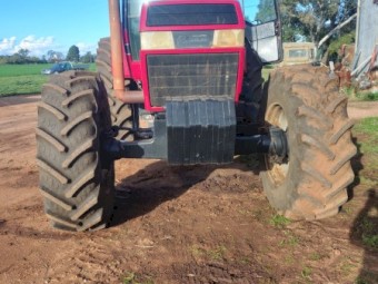 1995 Case IH Magnum 7240 Tractor