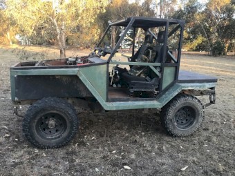 Hunting 4x4 buggy shooting 