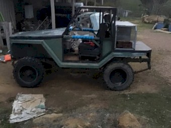 Hunting 4x4 buggy shooting 