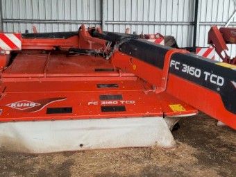 KUHN FC3160TCD Flail Centre pull Mower Conditioner