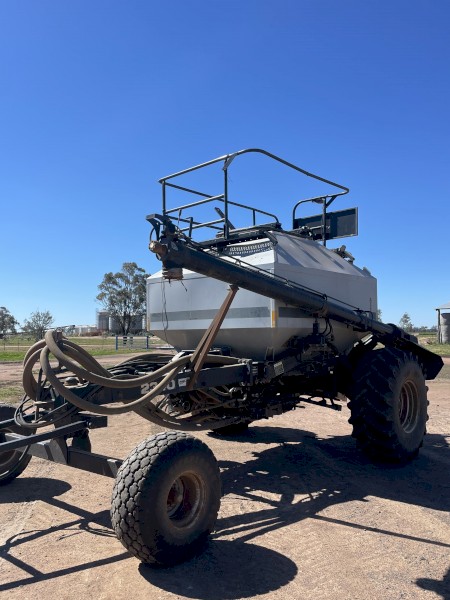 2012 Flexicoil 2340 Trailing Air Cart
