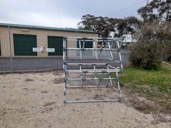 Hay Feeders Australian made. Gal .