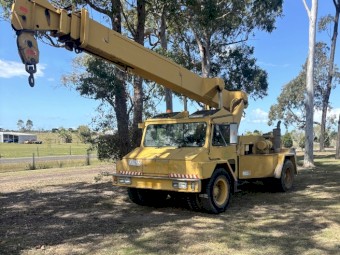 Linmac mobile crane