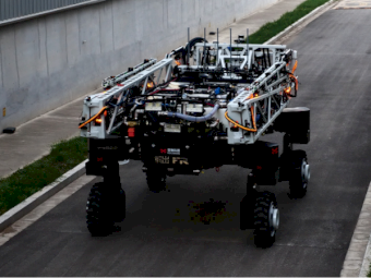 Brand new Agricultural Autonomous Driving Robot