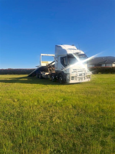 2008 Iveco Stralis Prime Mover with 8.6m Tilt Tray