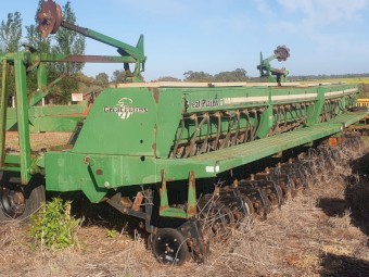 Great Plains 3020 No-Till Drill