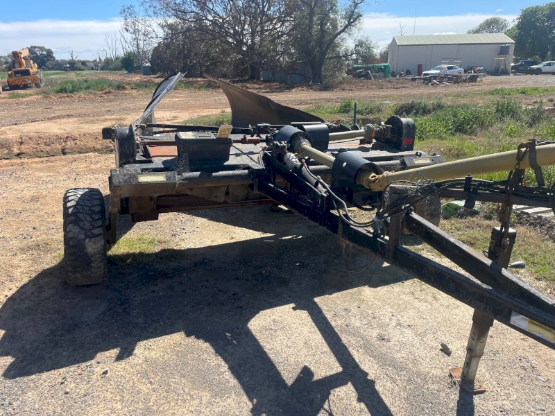 Recon 300 Hay Conditioner
