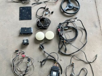 Trimble FM-1000, Ez Pilot, Section and Rate Controller suit Case MX
