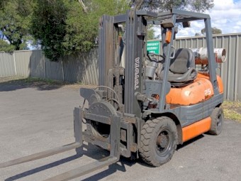 Toyota 2.5 Tonne Duel Fuel Forklift